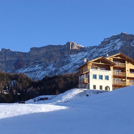 Apartments Serghela San Cassiano  Buitenkant foto