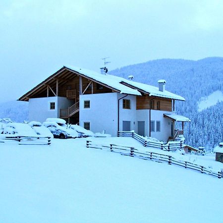 Apartments Serghela San Cassiano  Buitenkant foto