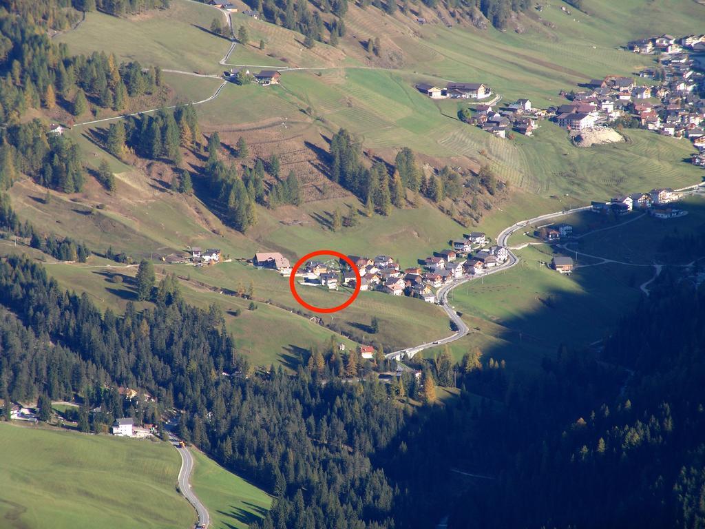 Apartments Serghela San Cassiano  Buitenkant foto