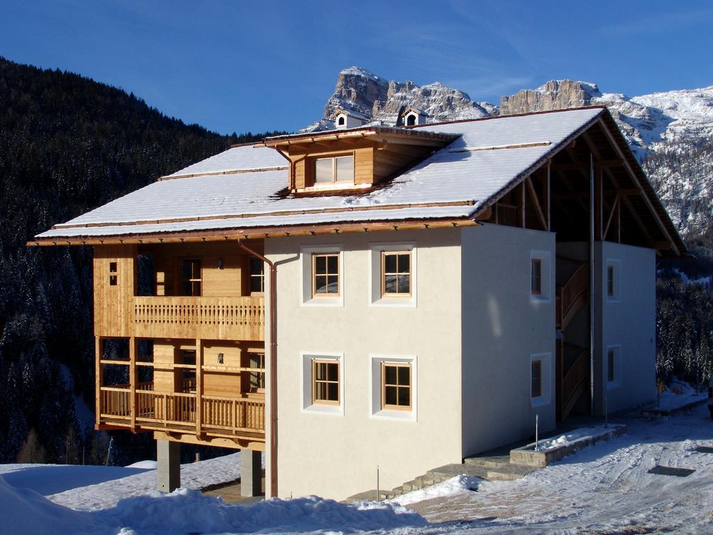 Apartments Serghela San Cassiano  Buitenkant foto
