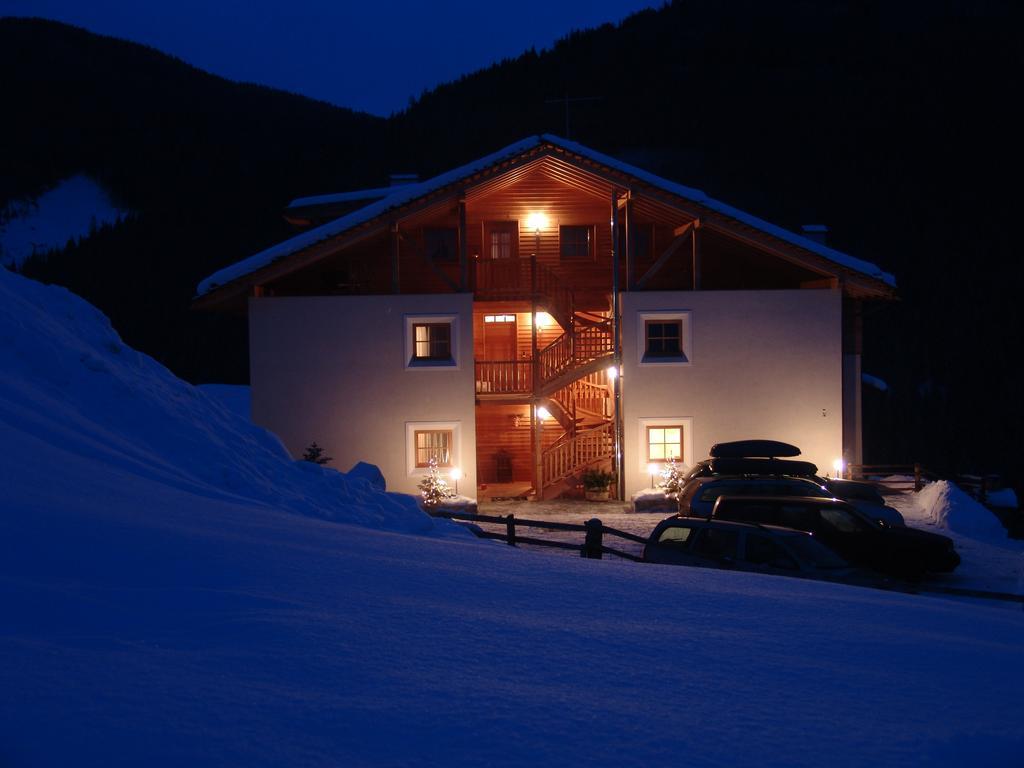 Apartments Serghela San Cassiano  Kamer foto